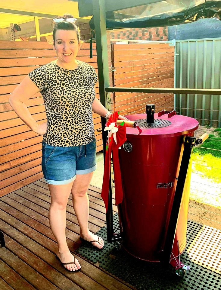 Carly's pink Ugly Dan smoker